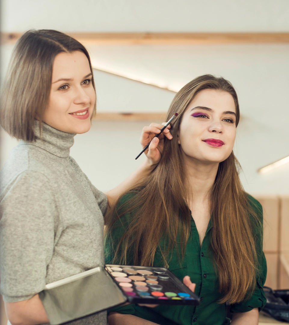The Make-up Makeove-3